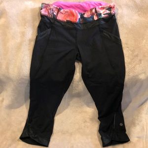 Lululemon black crop leggings